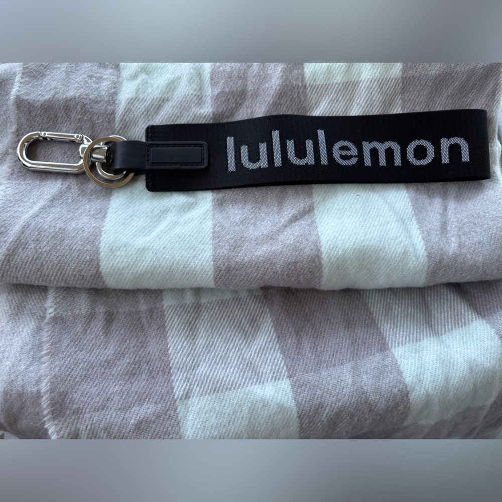 Lululemon Never Lost Keychain